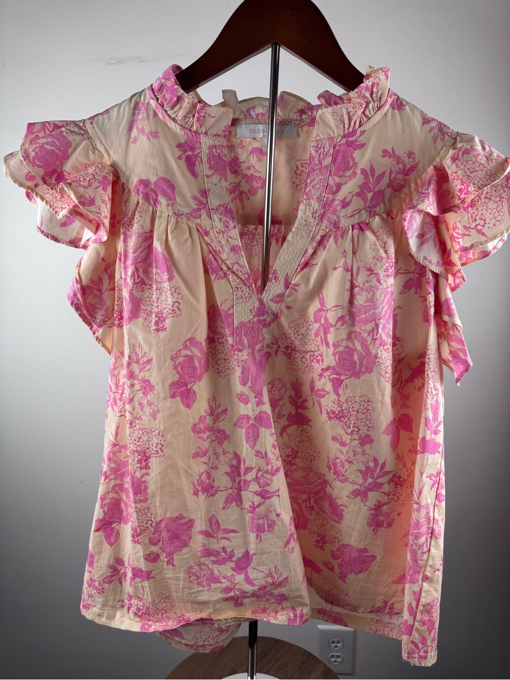 Olivaceous Cream Blush Floral Ruffle Sleeve Blouse